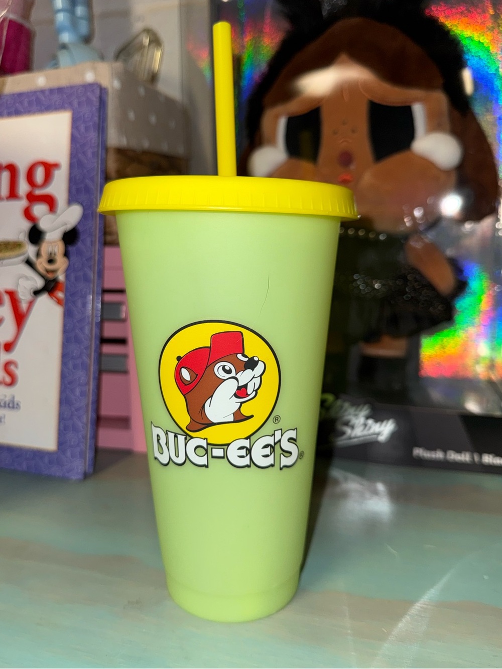 Buc-ee's Lime Green Travel Tumbler with Yellow Lid